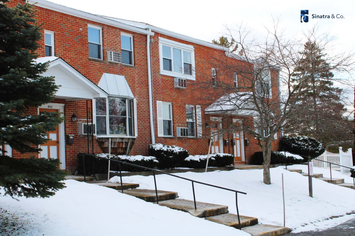 Photos and Video of Lincoln Square Apartments in Hamburg, NY